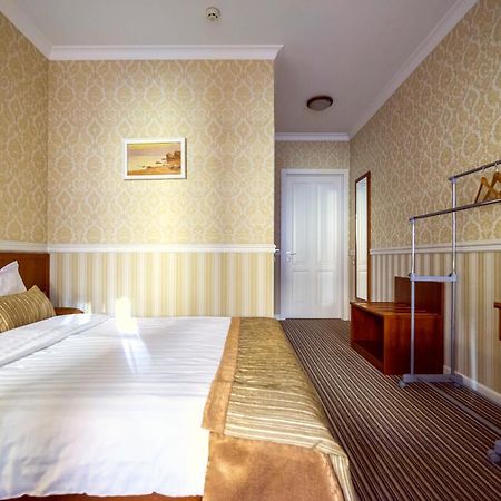 Consul Hotel Консул Одеса Екстериор снимка