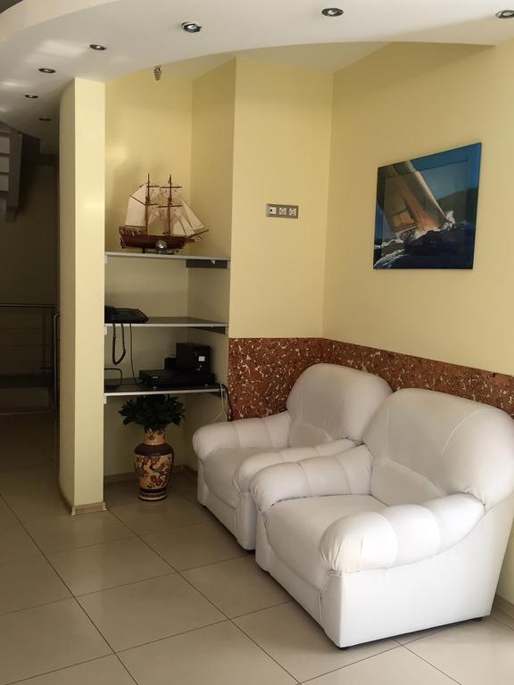 Consul Hotel Консул Одеса Екстериор снимка