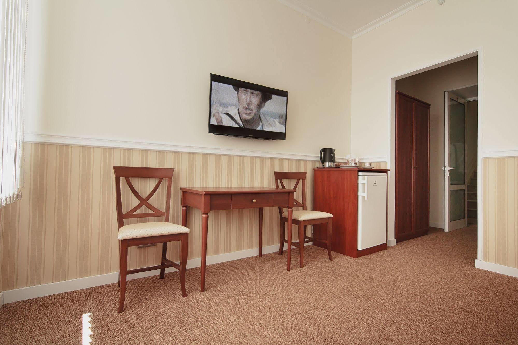Consul Hotel Консул Одеса Екстериор снимка