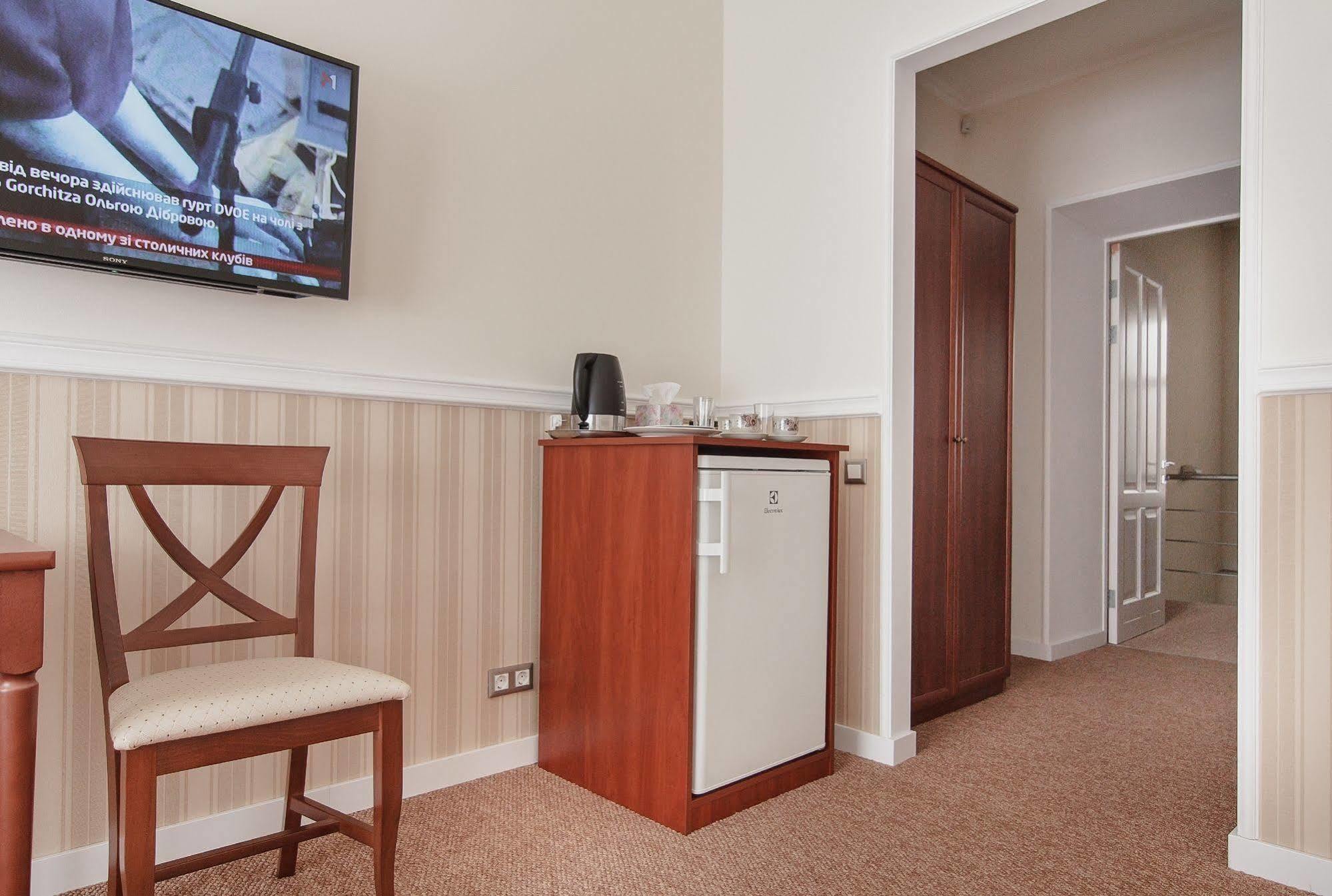Consul Hotel Консул Одеса Екстериор снимка