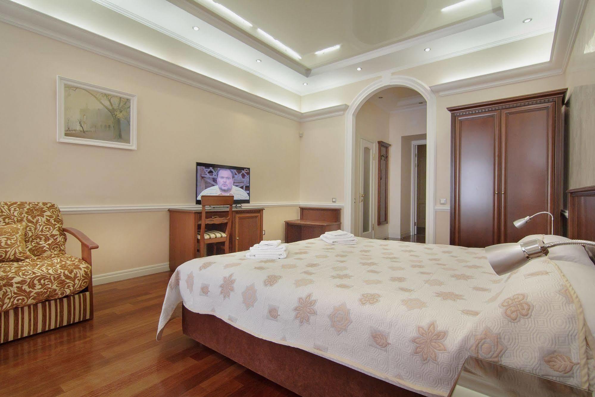 Consul Hotel Консул Одеса Екстериор снимка